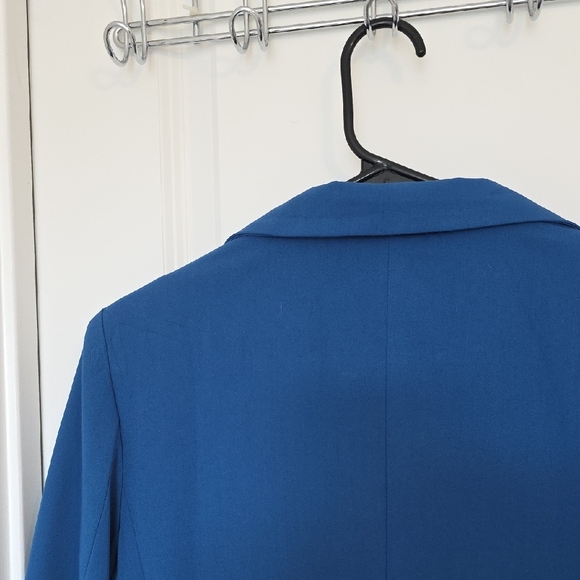Chic Blue Single-Button Blazer - Picture 6 of 6